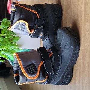 Toddler Boys Snow Boots Size 10